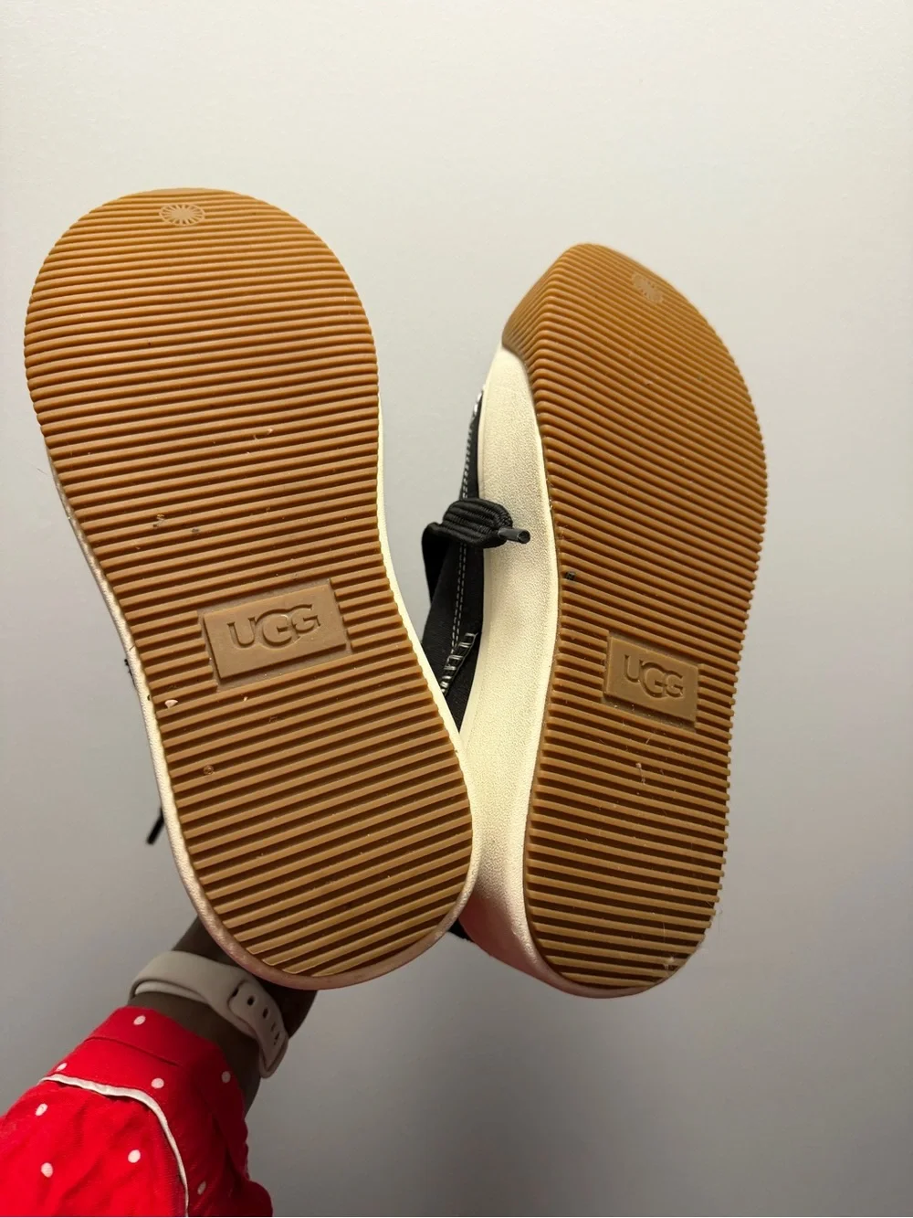 UGG ez duzzit
